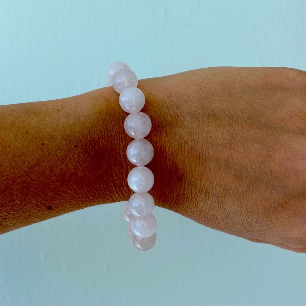 Gorgeous handmade rose quartz 10mm beaded bracelet